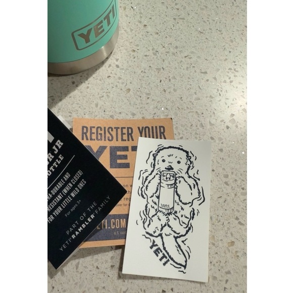 yeti rambler jr - Picture 9 of 9